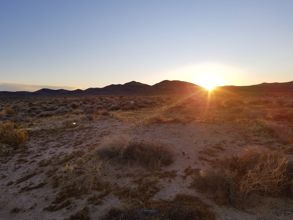 ImageOfProperty_048807539_3 2.5 Acres South of Highway 58 near Barstow