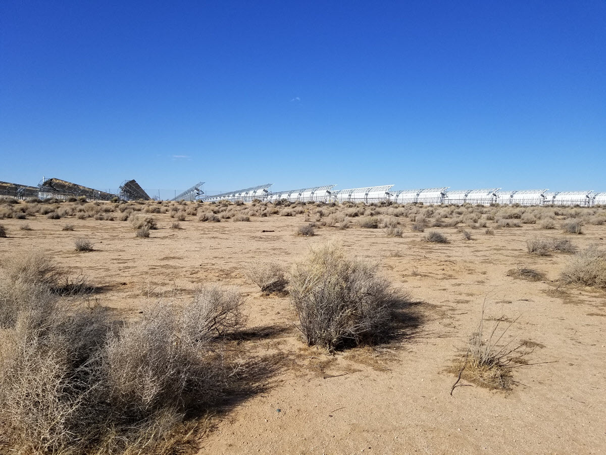2.5 acres West of Kramer Junction, CA