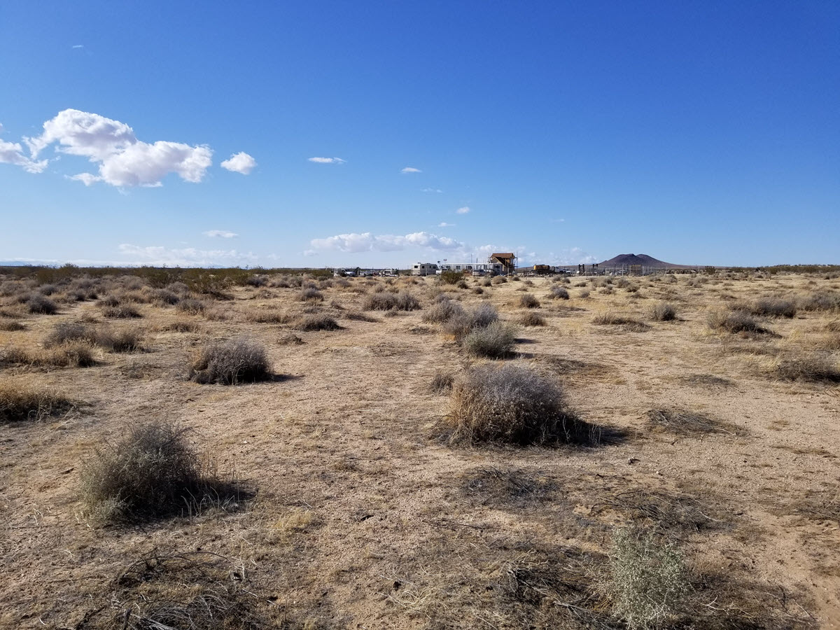 2.5 acres West of Kramer Junction, CA