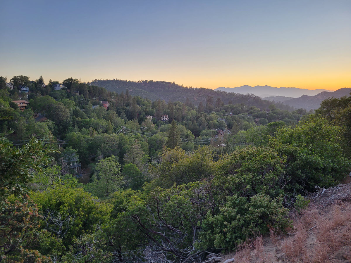 0.06 North of Lake Arrowhead (Gorgeous views)