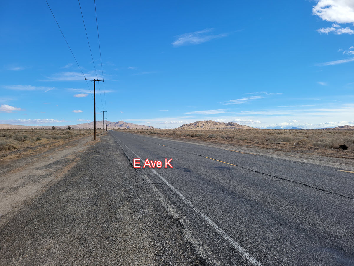 4.3 Acres West of Lancaster, CA Antelope Valley