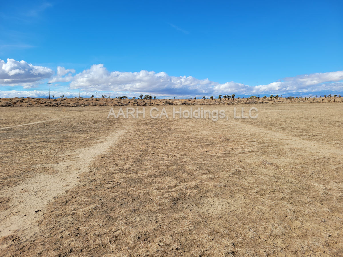 ImageOfProperty_5_3310004046 4.6 Acres in Lancaster, CA