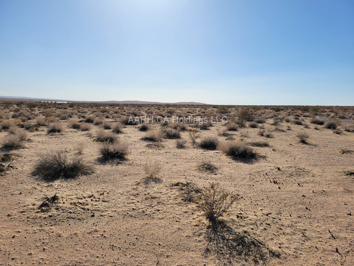 5 acres in Hinkley, CA (Opportunity to own 5 acres of land just off Hwy 58)