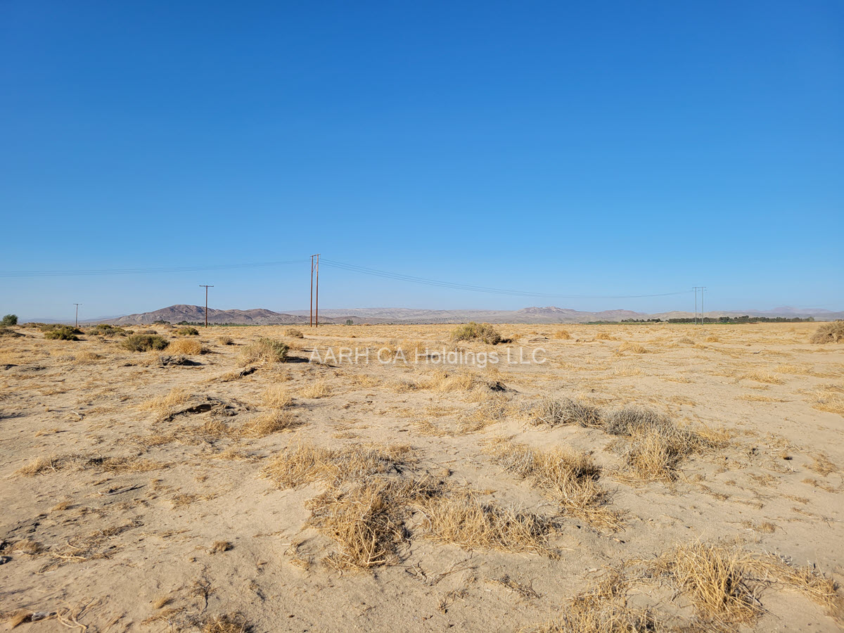 5 Acres near to Agriculture farms South of Hinkley, CA