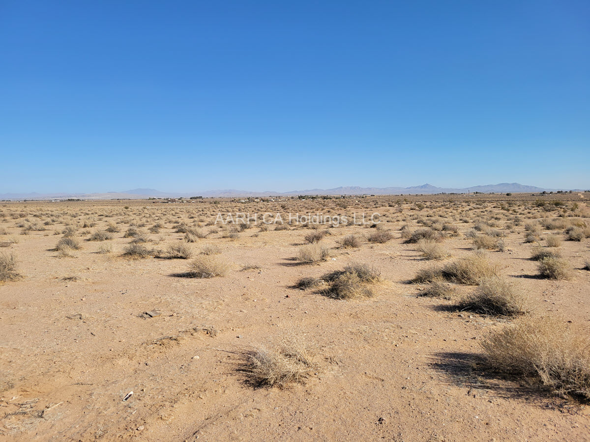 5 acres in Hinkley, CA (Opportunity to own 5 acres of land just off Hwy 58)