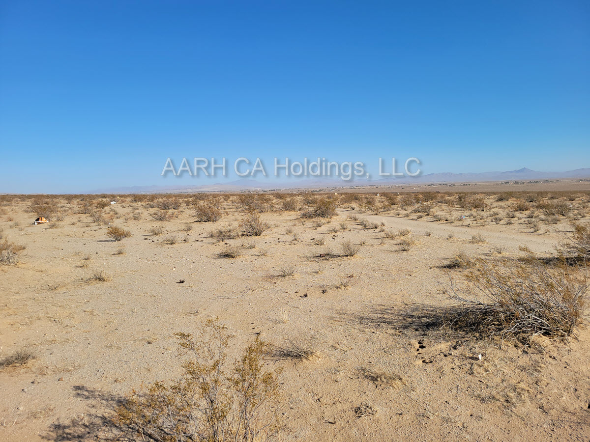 5 Acres in Hinkley, CA North of Highway 58