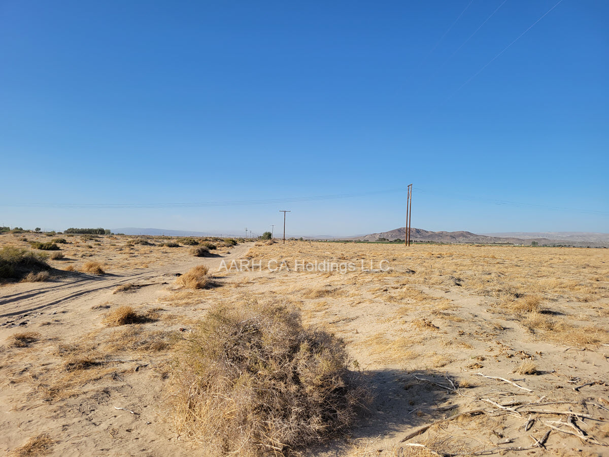 5 Acres near to Agriculture farms South of Hinkley, CA