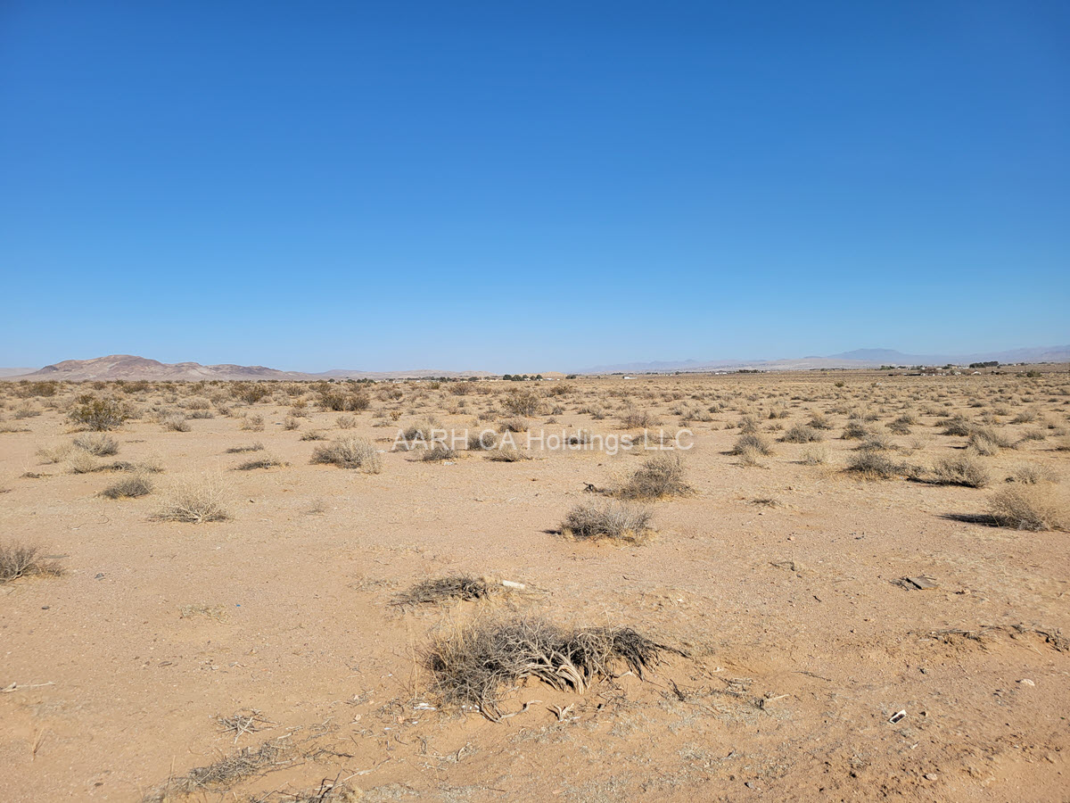 5 acres in Hinkley, CA (Opportunity to own 5 acres of land just off Hwy 58)