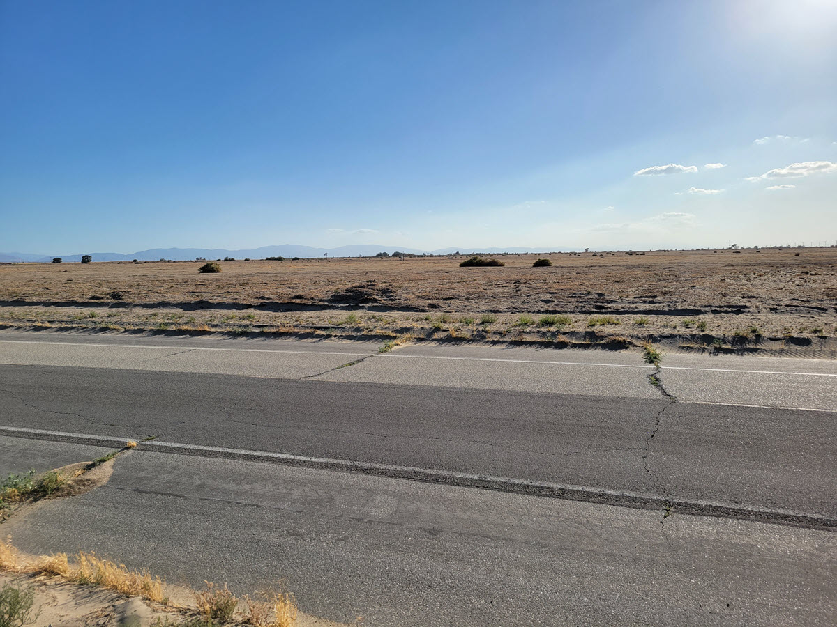 4.7 acres in Lancaster, CA